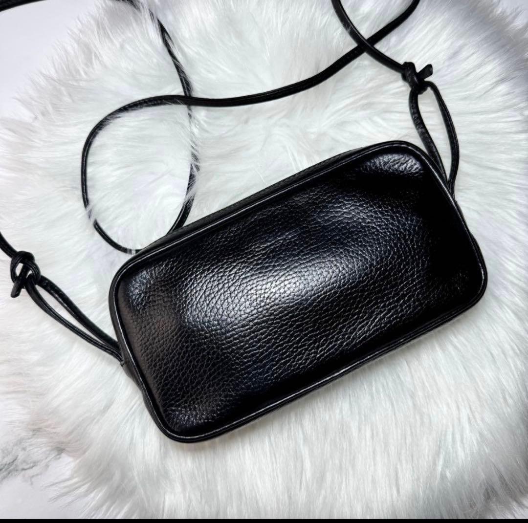 loewe ロエベ　アナグラム　ショルダーバッグ　レザー　ブラック　黒