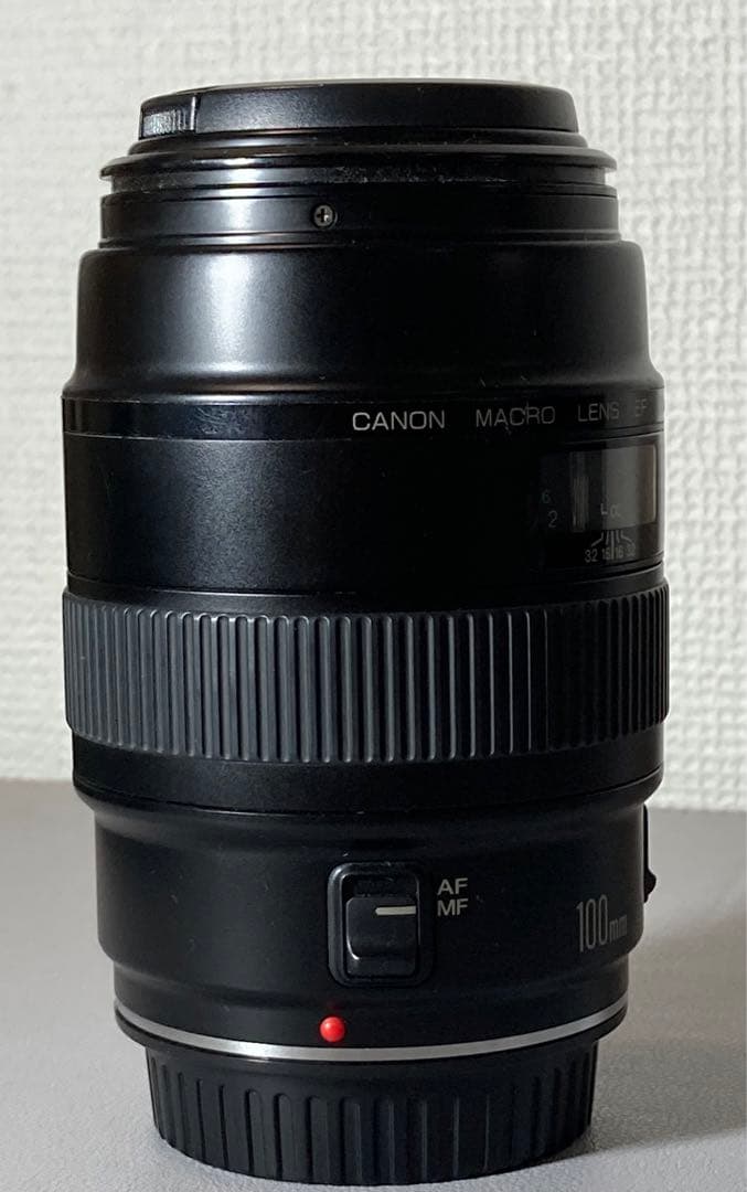 Canon MACRO 100mm EF 1:2.8 レンズ