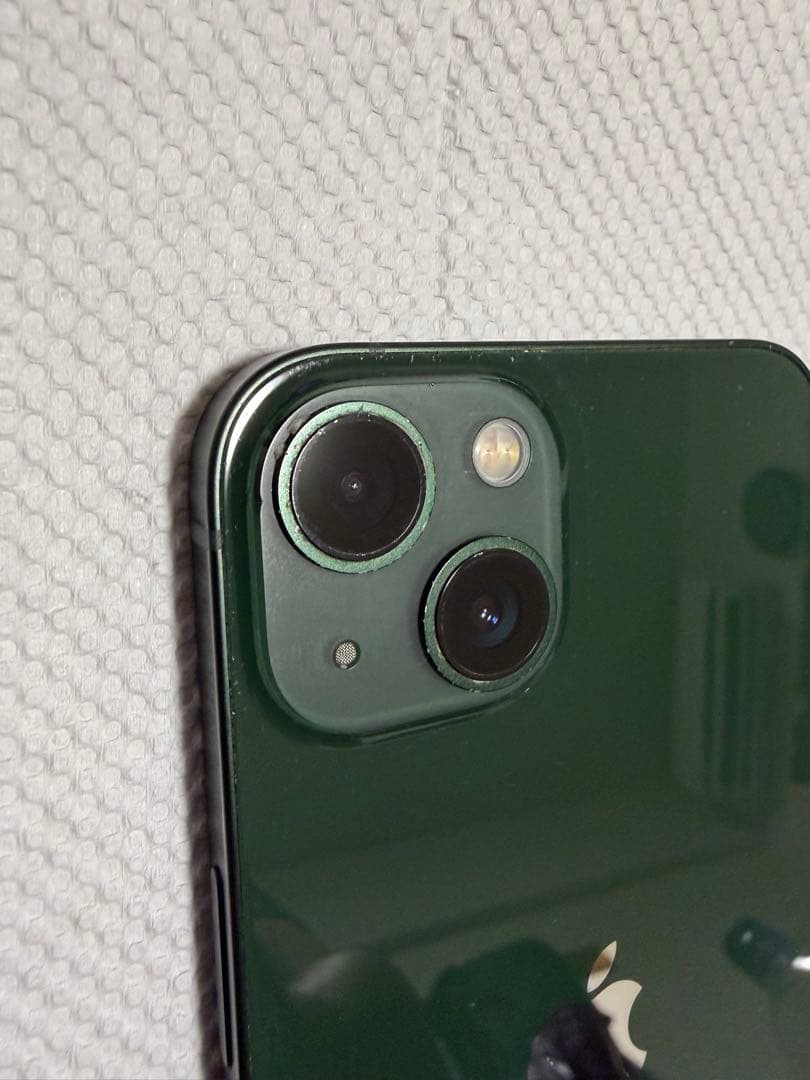 Apple iPhone 13 グリーン 本体 充電差し込み口に不具合有要交換