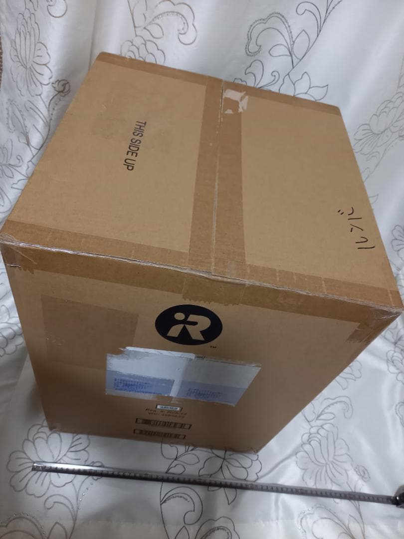 【よろず】iRobot ルンバ s9+ クリーンベース付ロボット掃除機