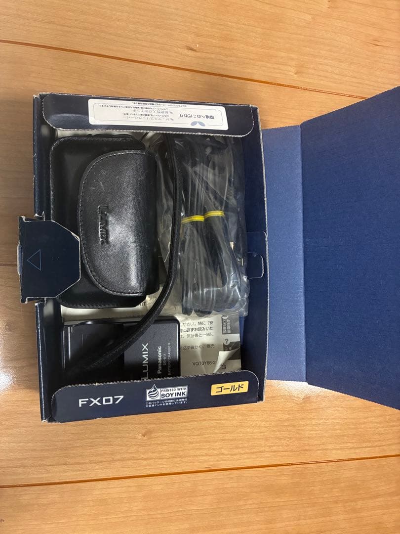 動作確認済み　Panasonic DMC-FX07 コンパクトデジタルカメラ