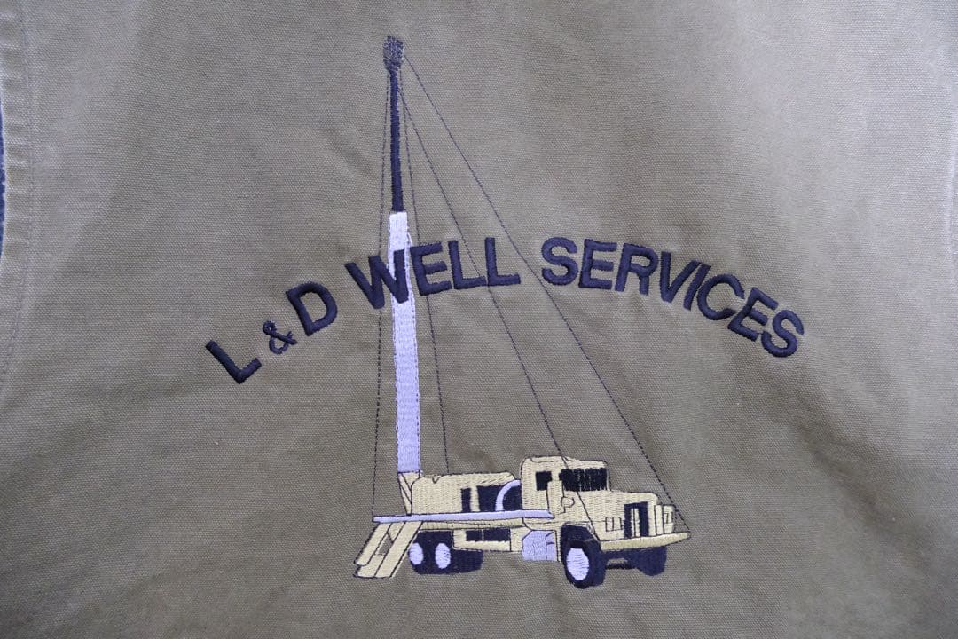 V26 LOV 刺繍 ダックベスト 裏ボア オリーブ カーハート ベスト