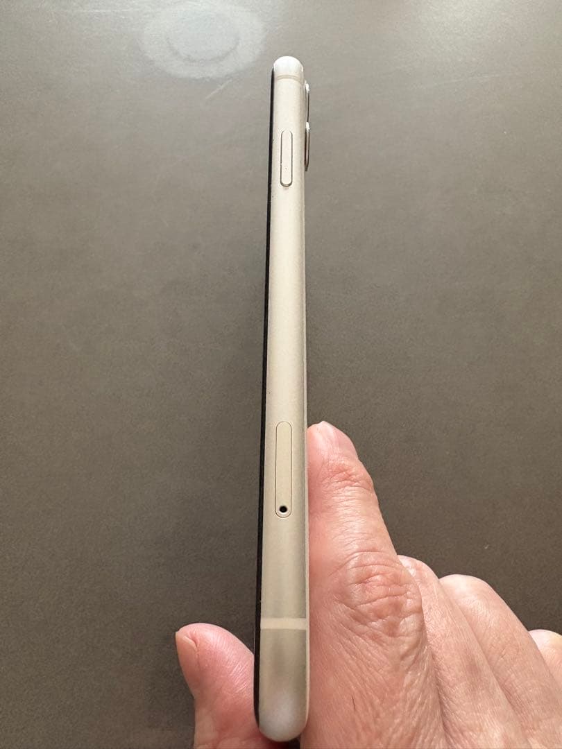 【山橋】Apple iPhone 11 本体 64GBホワイト