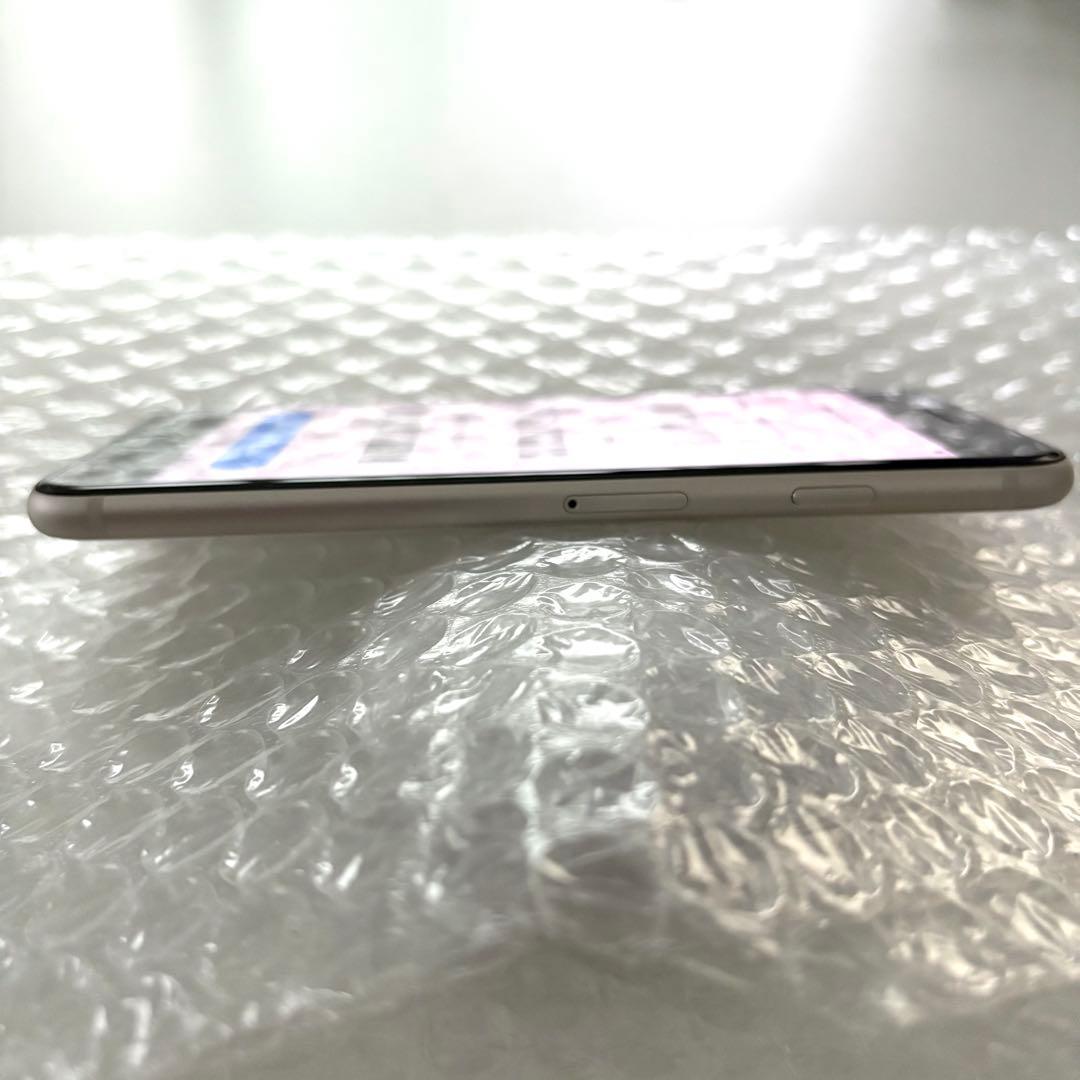 Apple iPhone SE 第3世代 64G スターライト バッテリー78%