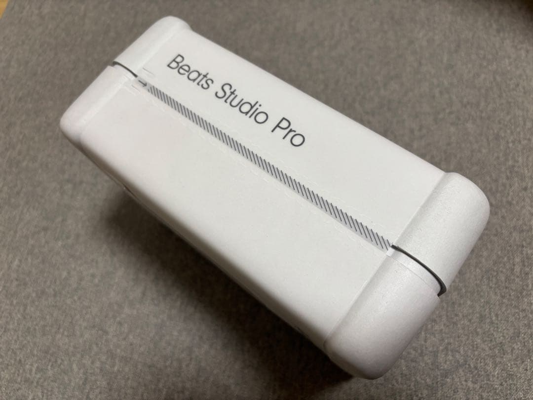 まめさん専用Beats Studio Pro ホワイト 【未開封】
