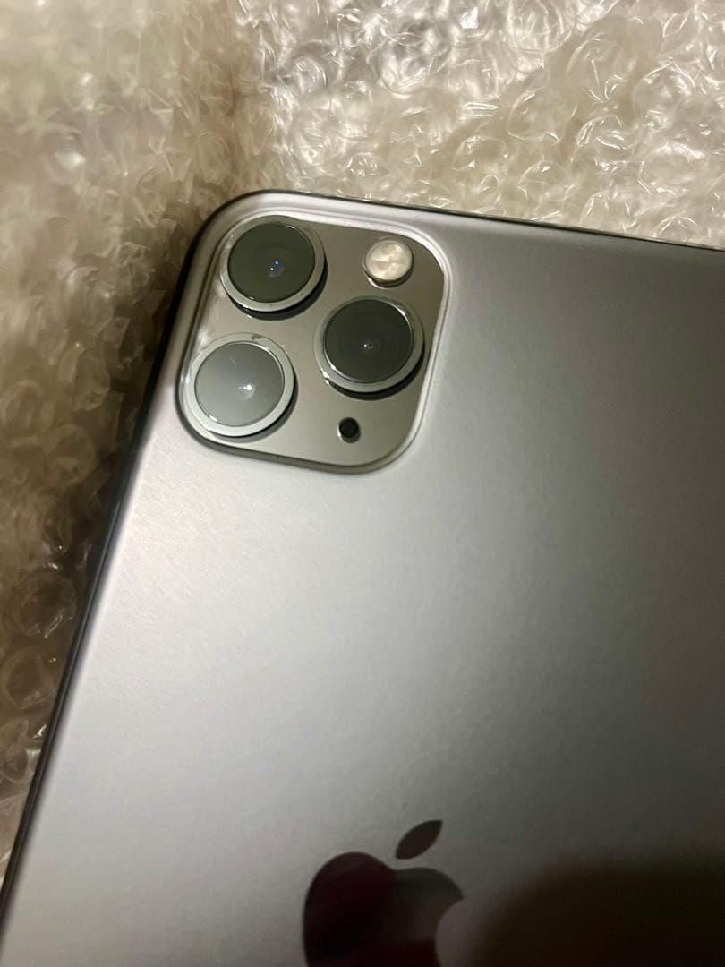 限定値引き iPhone11 Pro Max256GB SIMフリー　美品