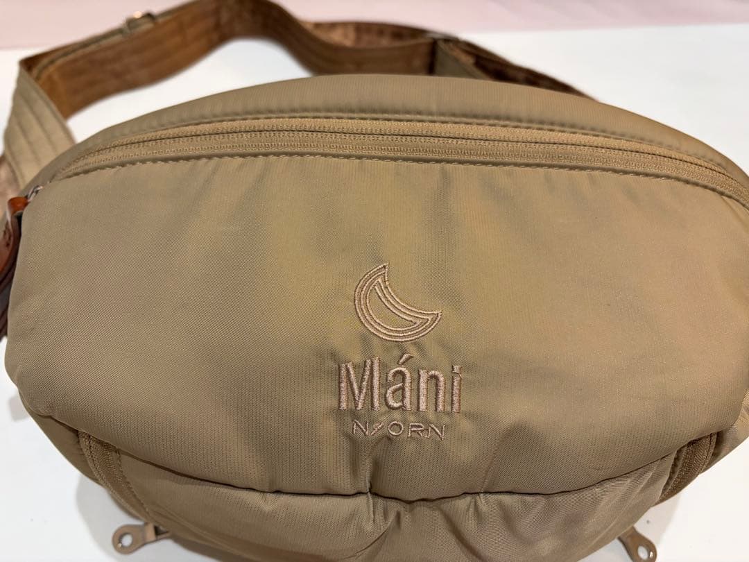 ノルンマーニ（N/ORN Mani ）抱っこバッグ