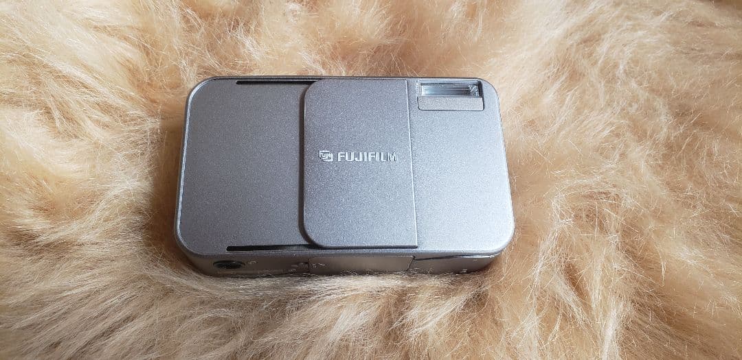 フィルムカメラ FUJIFILM Tiara