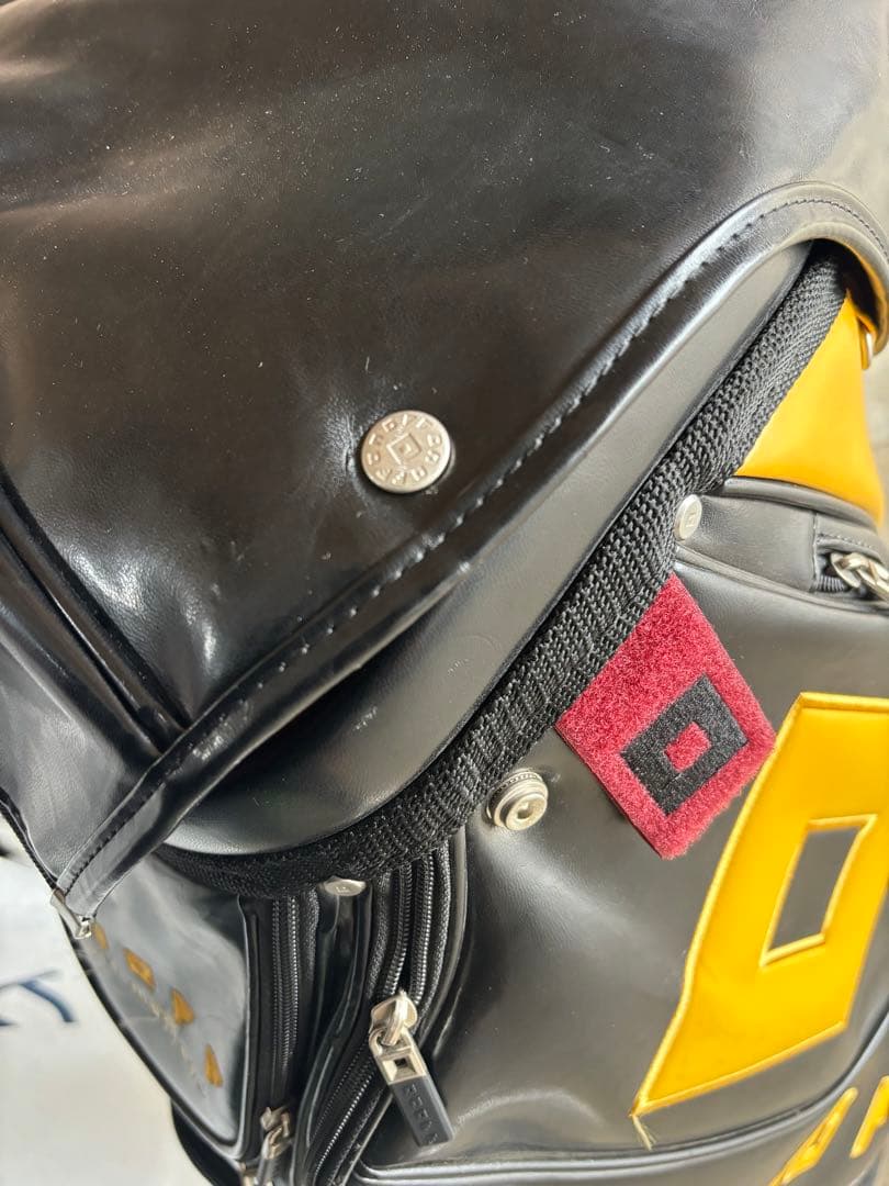 キャディバッグ オノフ　ONOFF 黒黄　　ゴルフ　バッグ　大容量