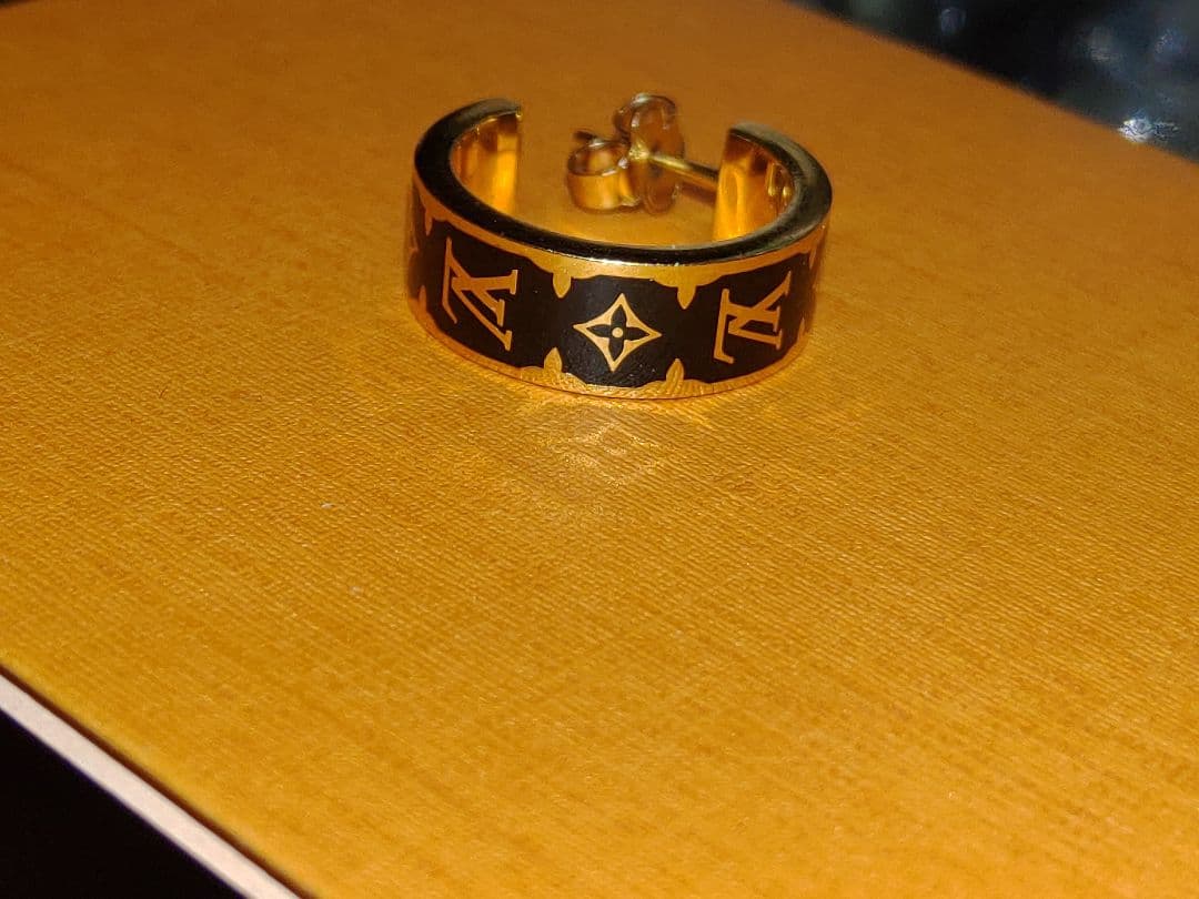 最終値下げ 人気モデル Louis vuitton ピアス・ナノグラム 片耳