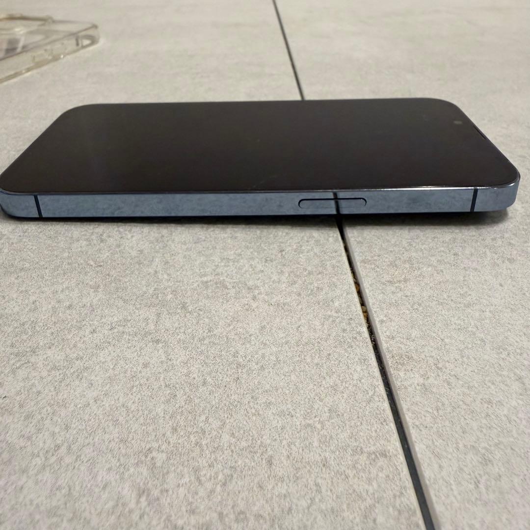 Apple iPhone13pro 256GB SIMフリー　本体のみ