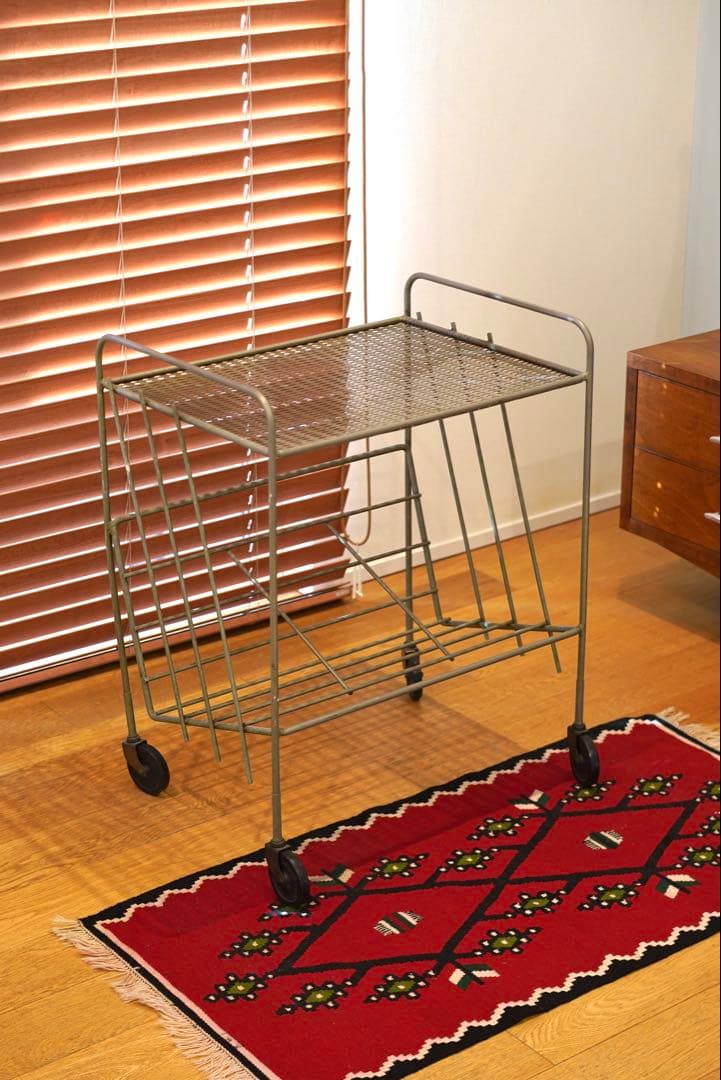 マシューマテゴ風ヴィンテージスチールラック