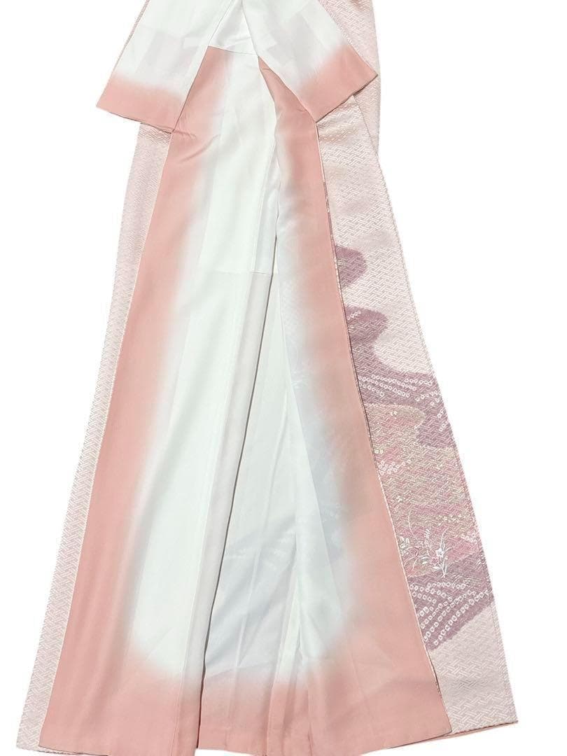 A32【美品 】訪問着　正絹着物　薄ピンク　刺繍　金駒刺繍　パティー　宴会