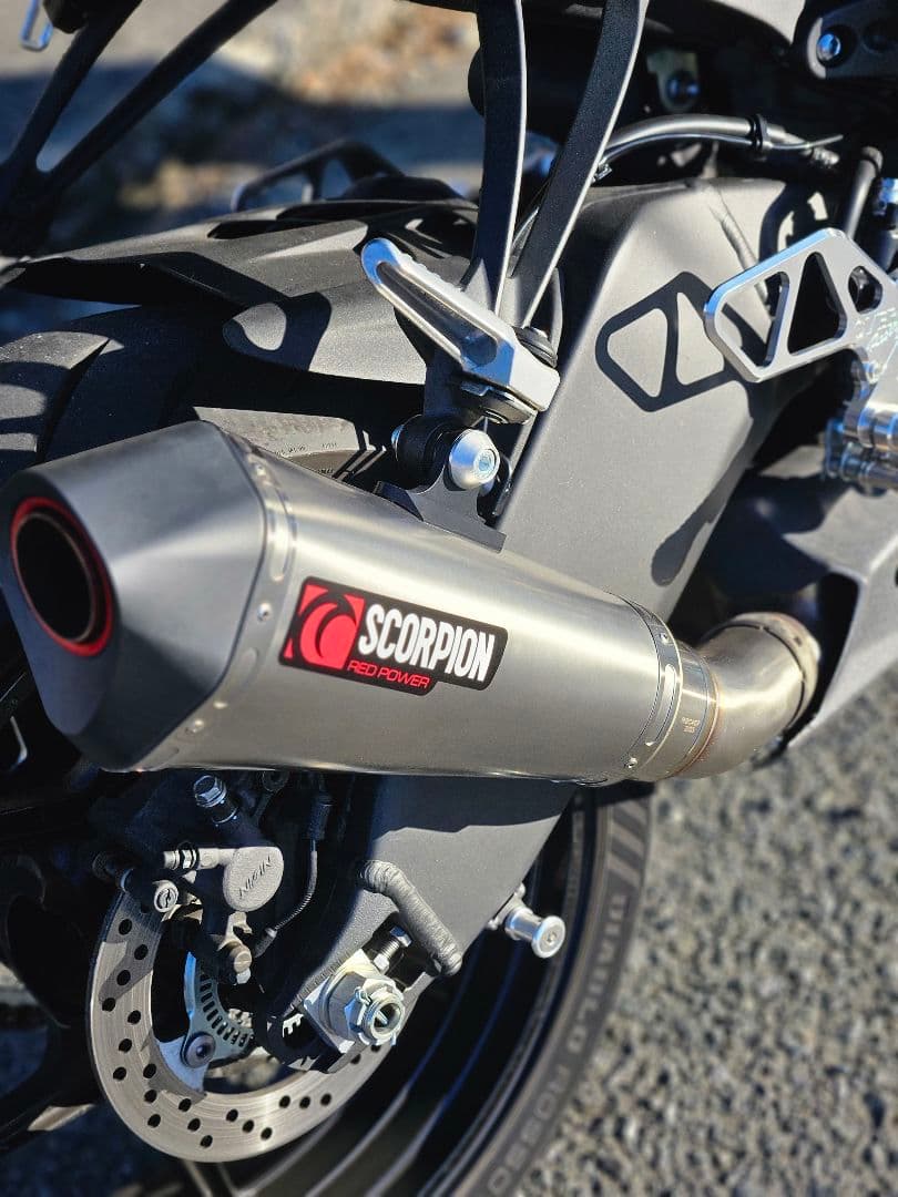 値下げ　SCORPION スリップオンマフラー　ZX-6R　2019-