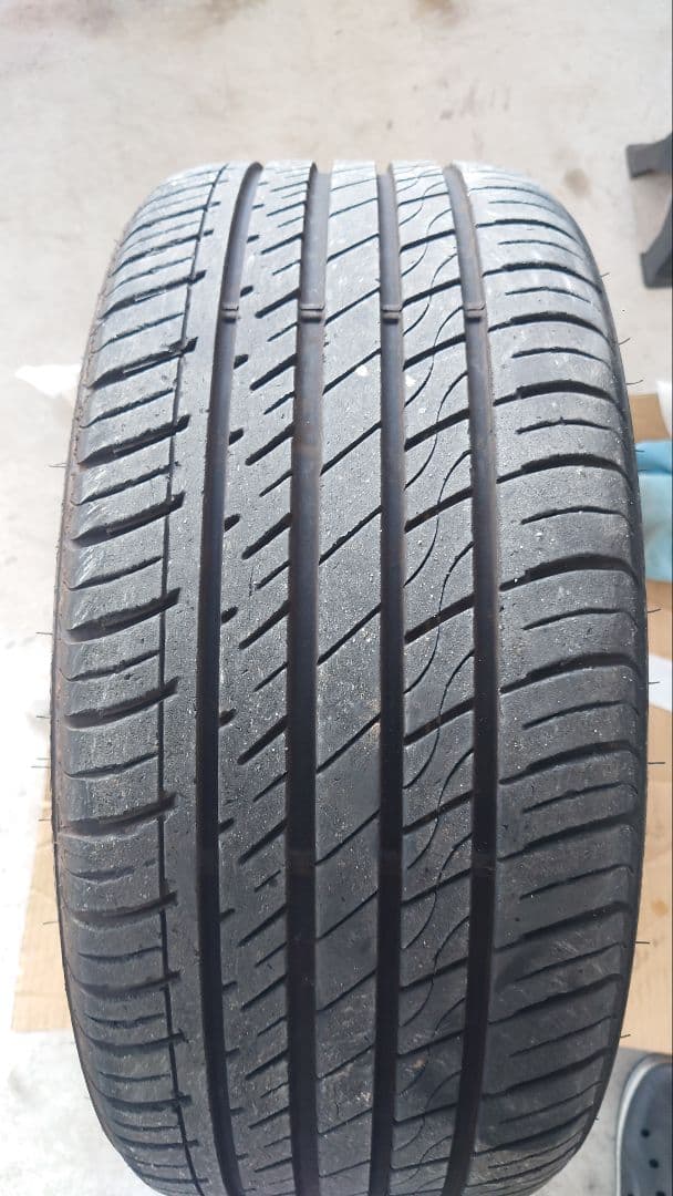 コズミックベネルディ20インチ 114.3mm5H 値下げ。送料込みは五万円。