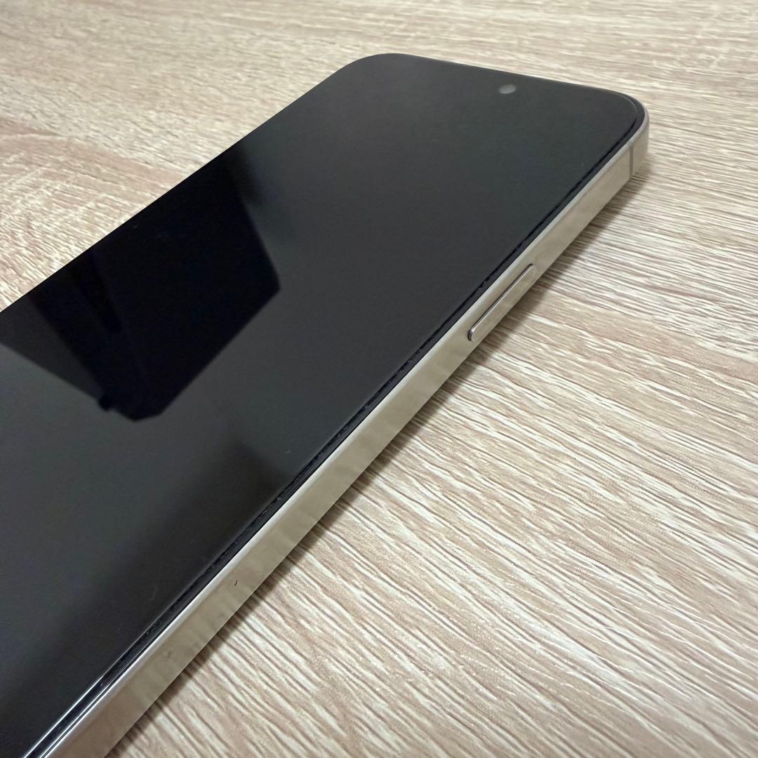 iPhone 15 Pro Max 本体 + 充電ケーブル + クリアケース