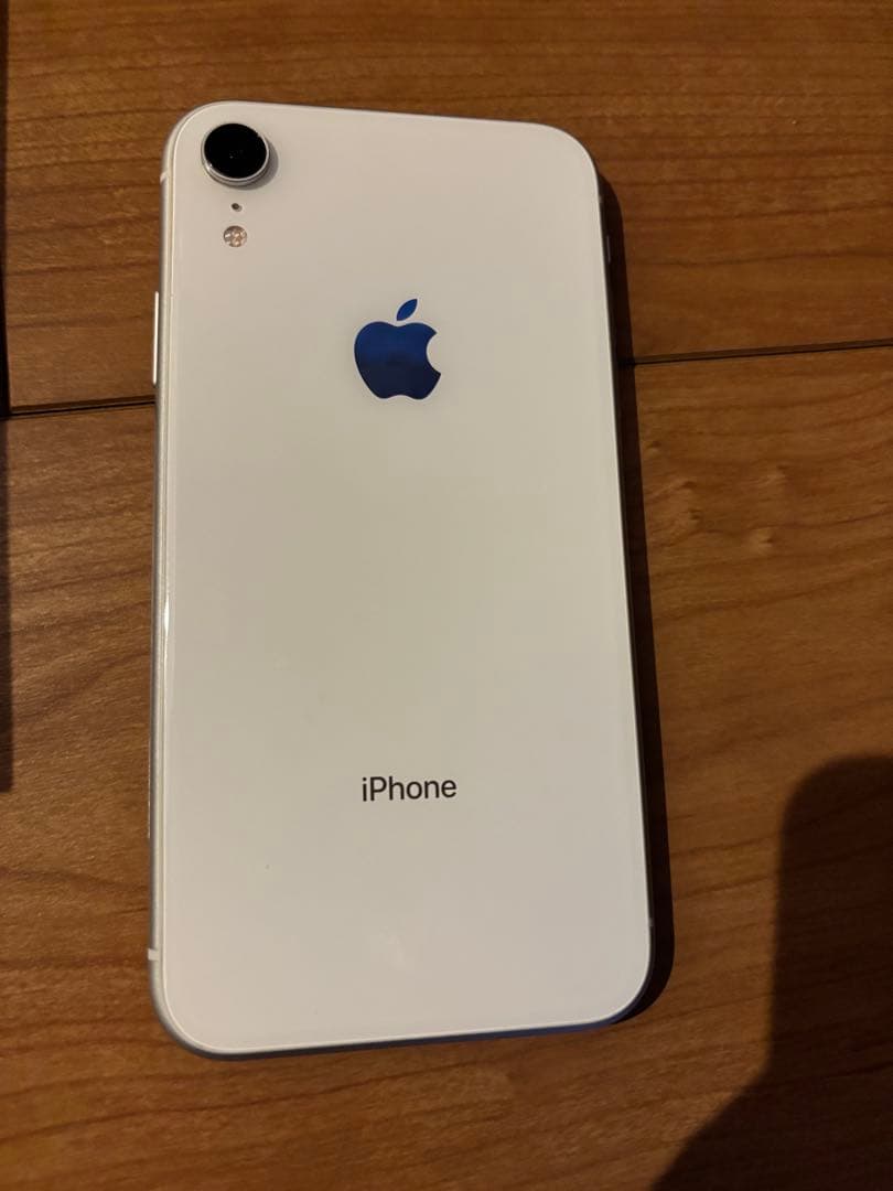SIMフリー　Apple iPhone XR ホワイト　64GB