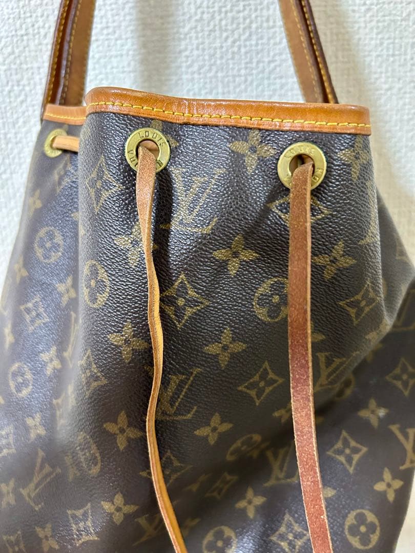 LOUIS VUITTON ルイヴィトン モノグラム　ノエ　巾着型バッグ