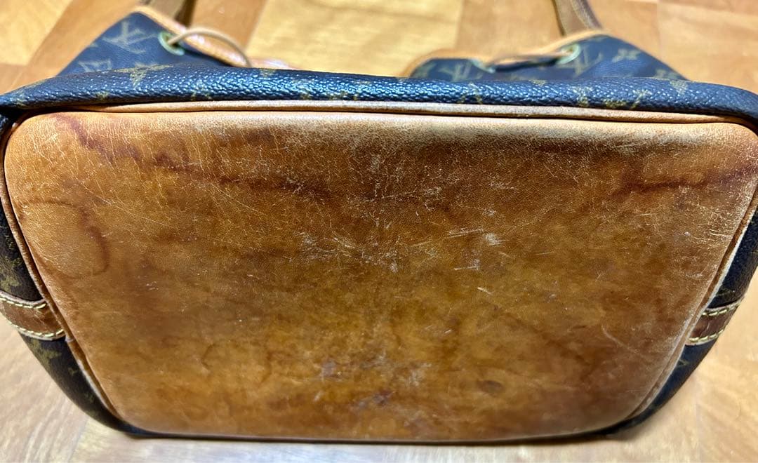 LOUIS VUITTON ルイヴィトン モノグラム　ノエ　巾着型バッグ