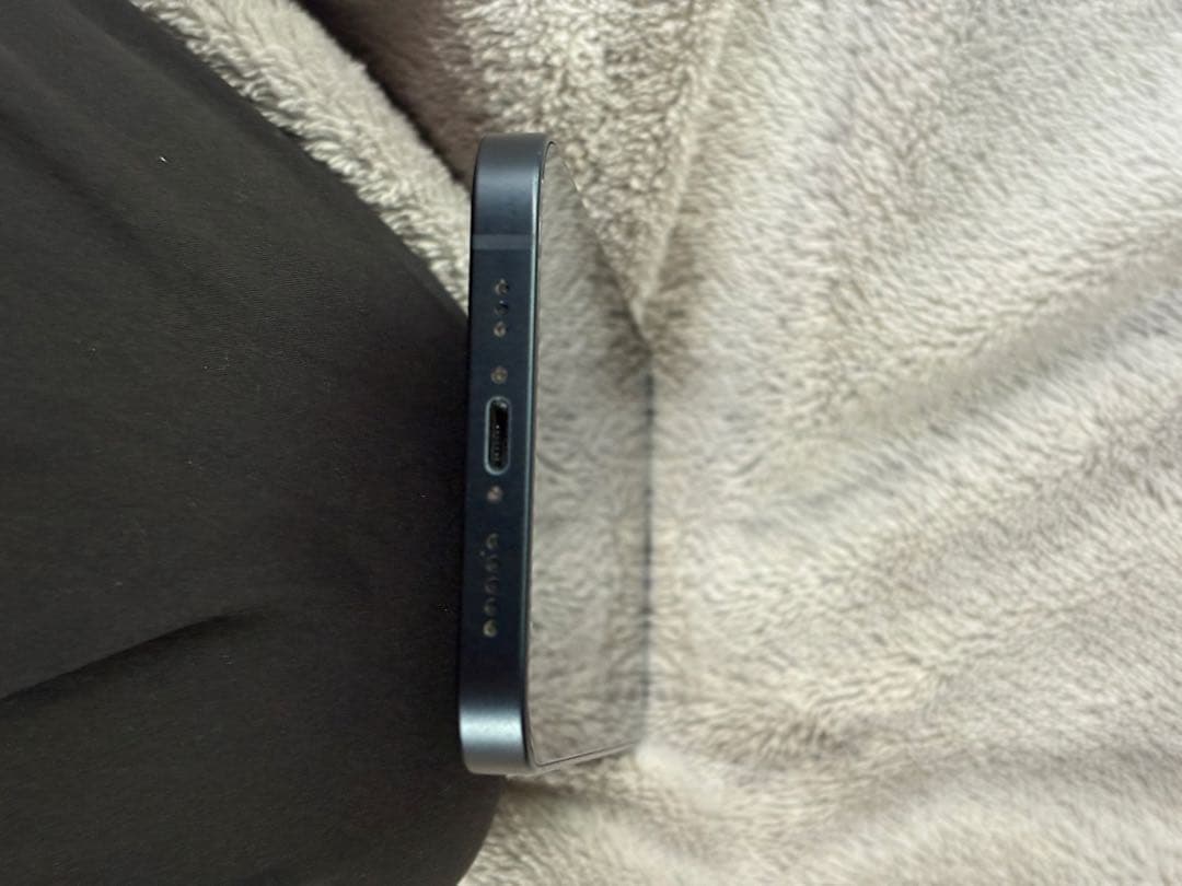 Apple iPhone13 ミッドナイト