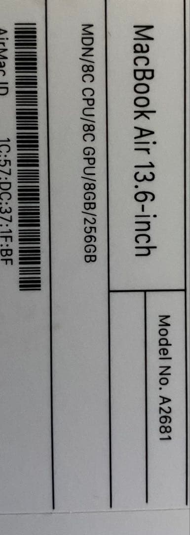 MacBook Air M2 MLY33JA/A 8GBメモリ256GB SSD