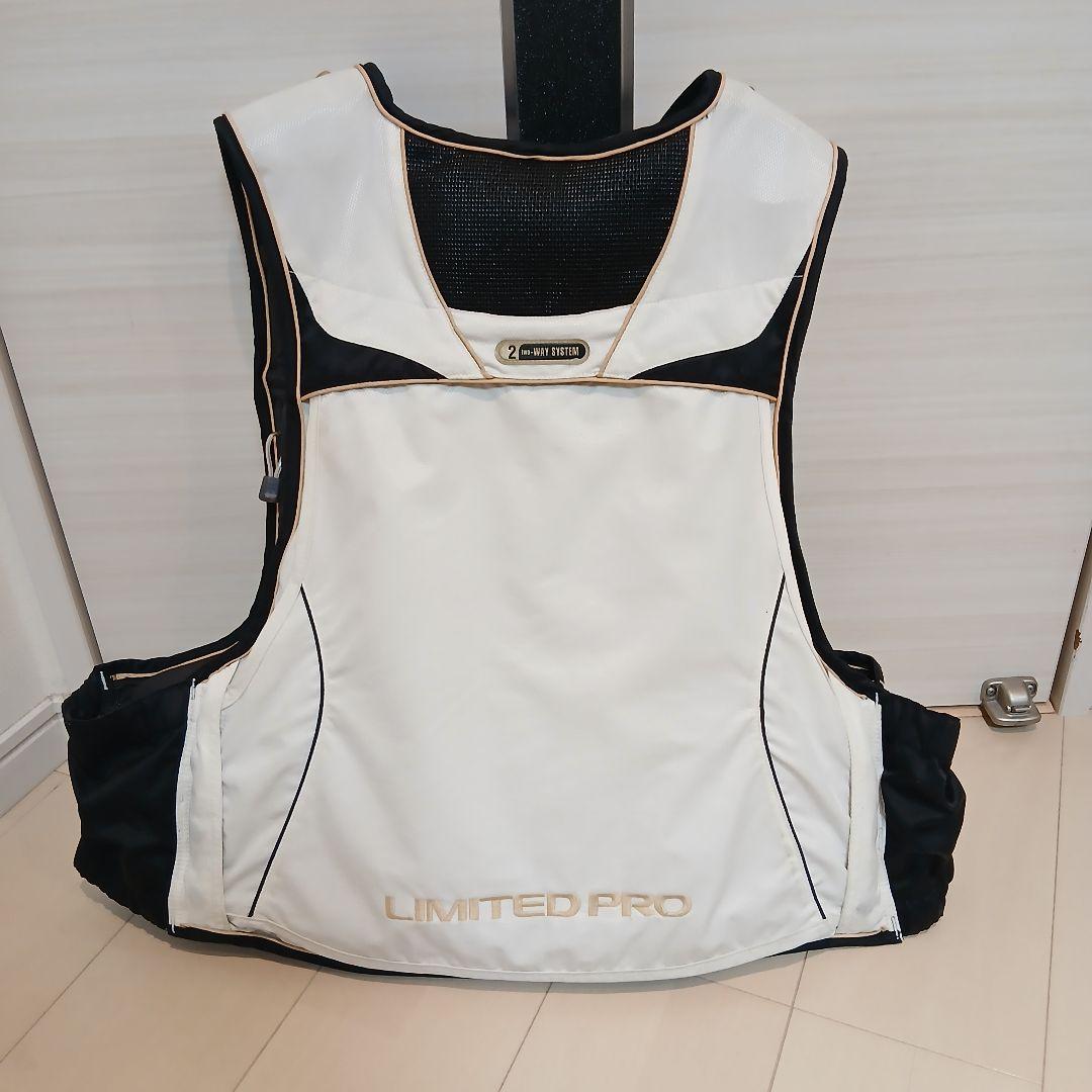 [希少] シマノ ネクサス リミテッドプロ　ライフジャケット