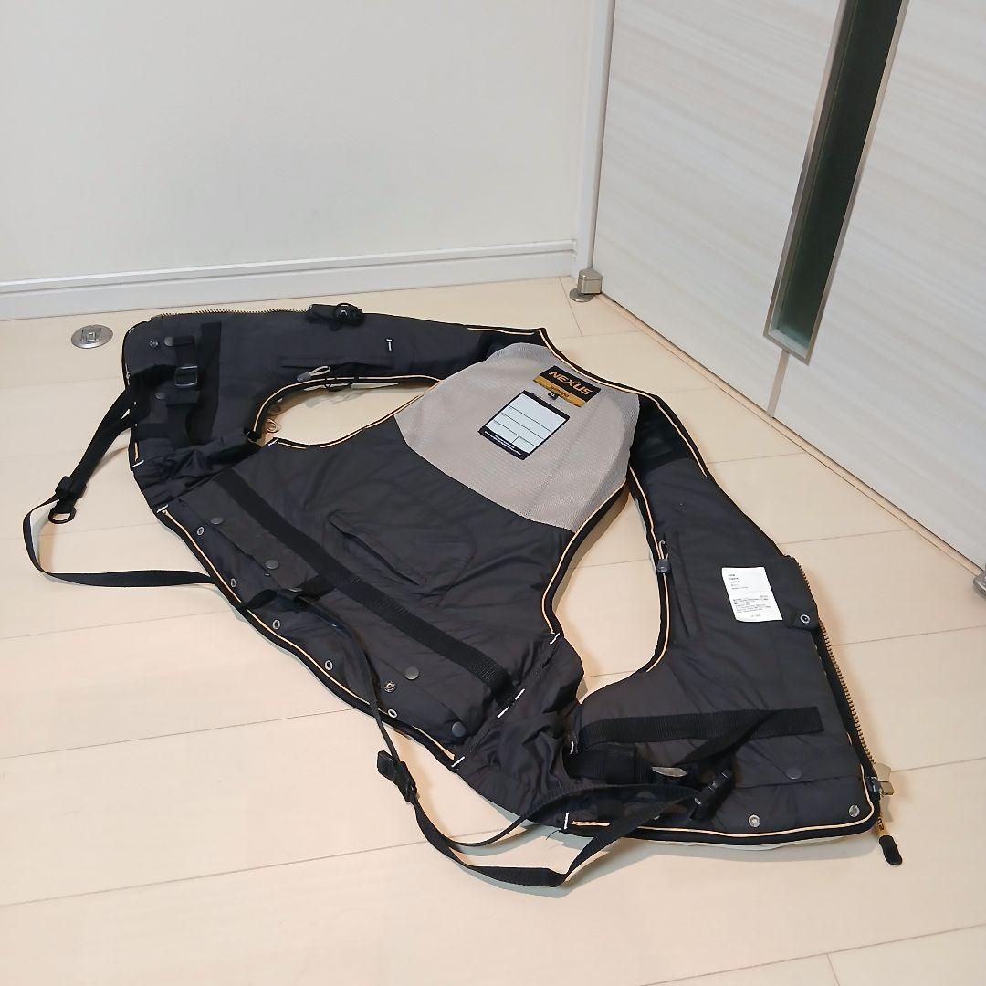 [希少] シマノ ネクサス リミテッドプロ　ライフジャケット