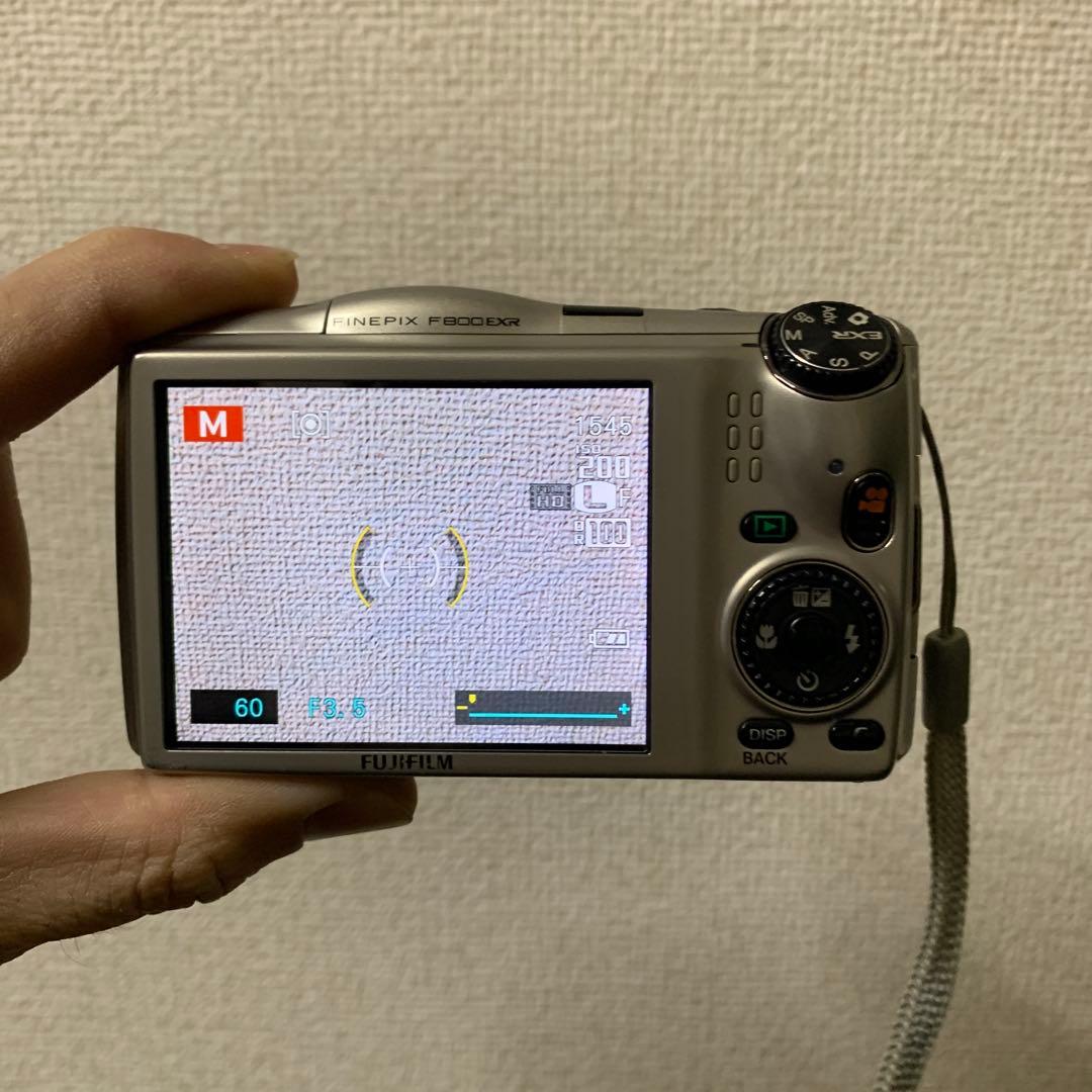 FUJIFILM　Finepix F800EXR