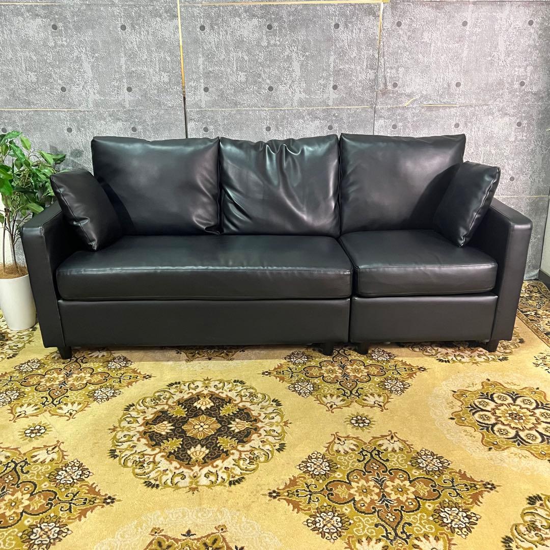 コメント者꧁サンワサプライ꧂ソファ&オットマン&ガラステーブルセット