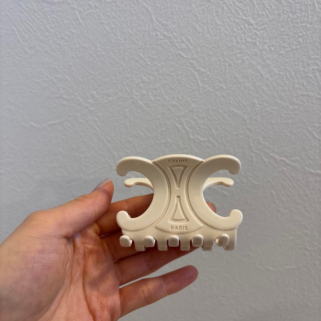 【値下げ】CELINE ラージ ヘアクロー アイボリー