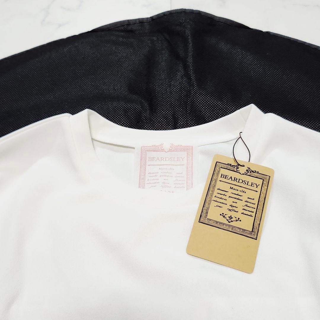 タグ付き/25年モデル☆ビアズリー　Tブラウス　ストレッチ　サイドスリット　1