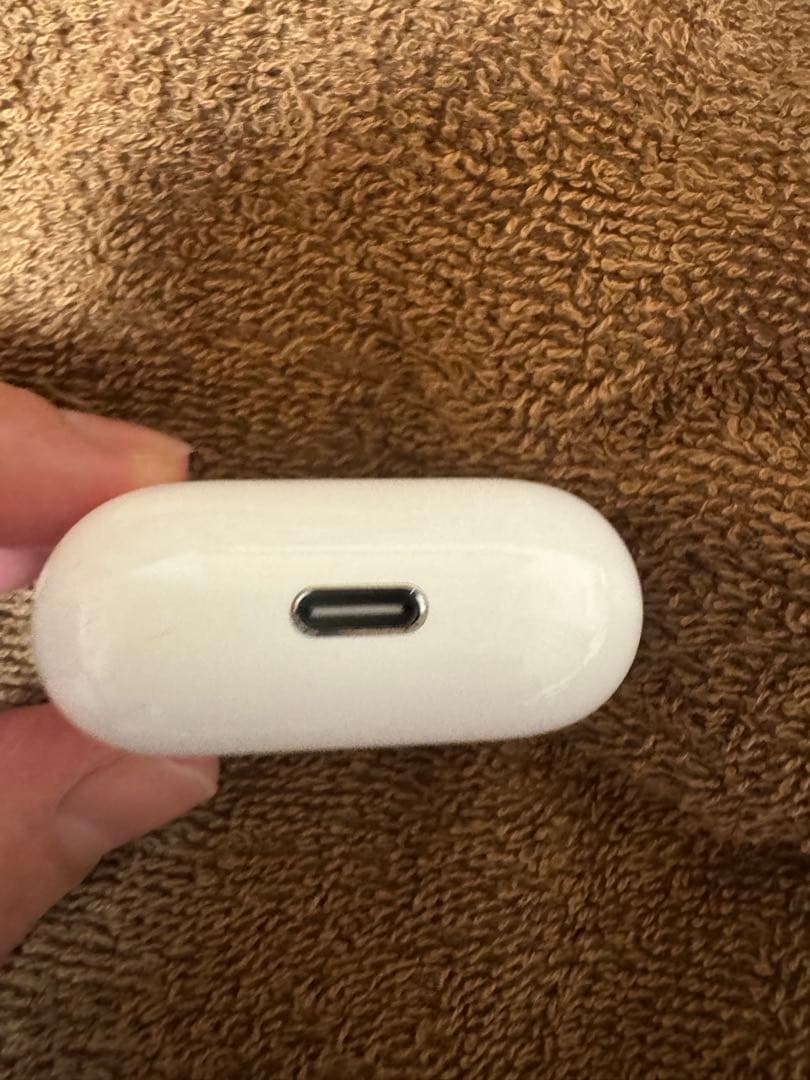 AirPods4 外箱なし