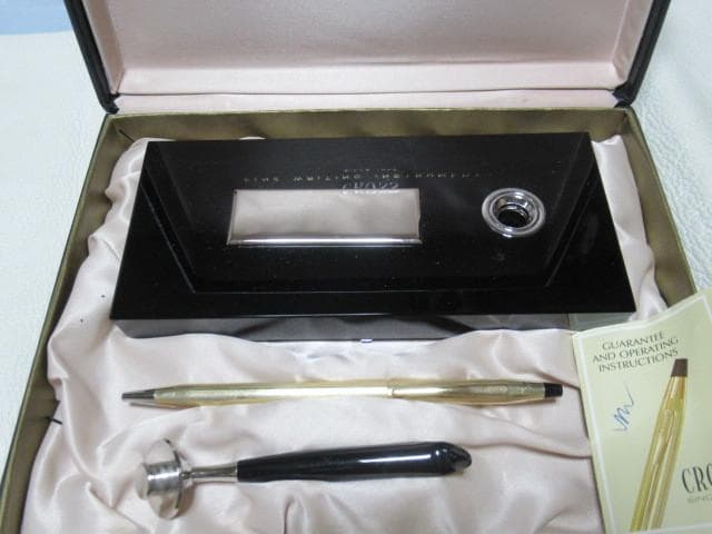 未使用 1980年代◆クロス 黒ガラス製ペンスタンドと12K金張りボールペン付き