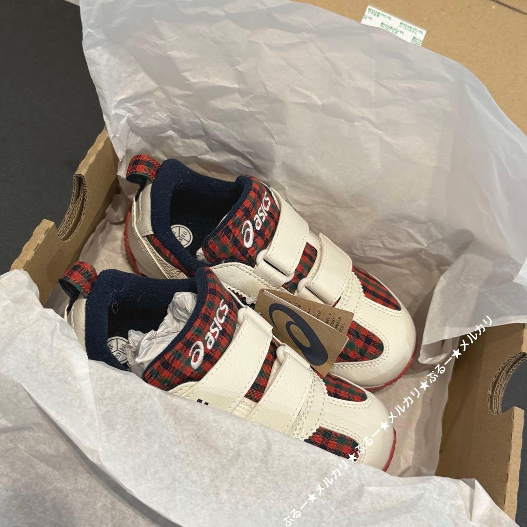 新品★ファミリア アシックス スニーカー 17cm チェック 赤 未使用