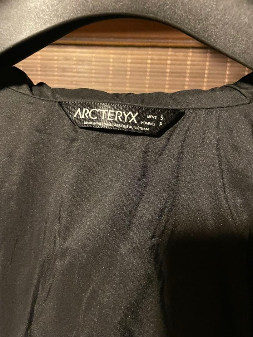 ARC'TERYX 廃版プロトンAR ブラック 希少Sサイズ ジャンク品
