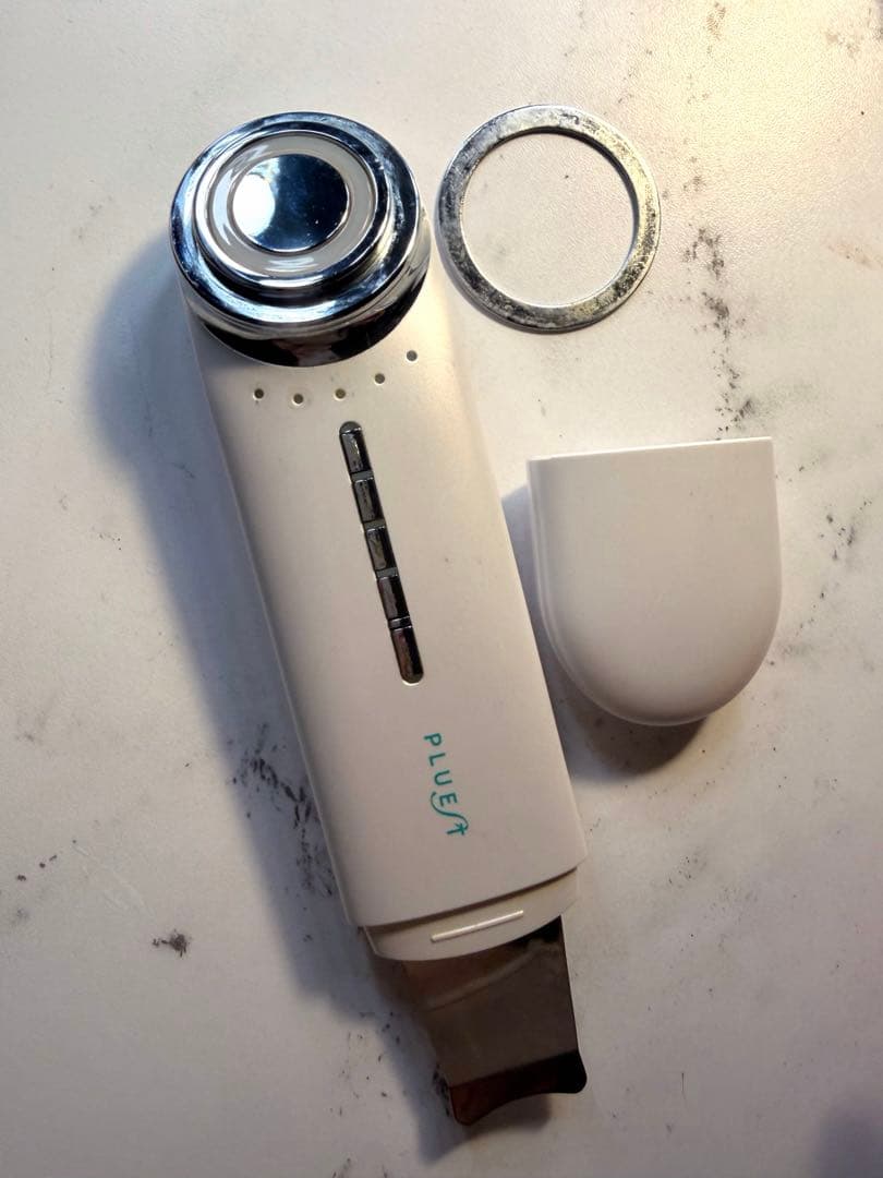 PLUEA（プルエア）美顔器 フェイスケア 動作確認済み 美品