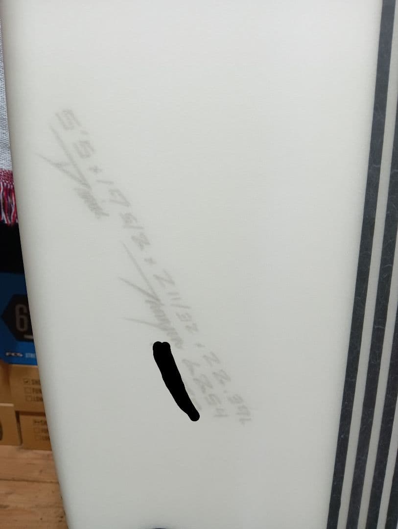 TOMO サーフボード　EVO ショートボード　5.5 fcs2 フィン