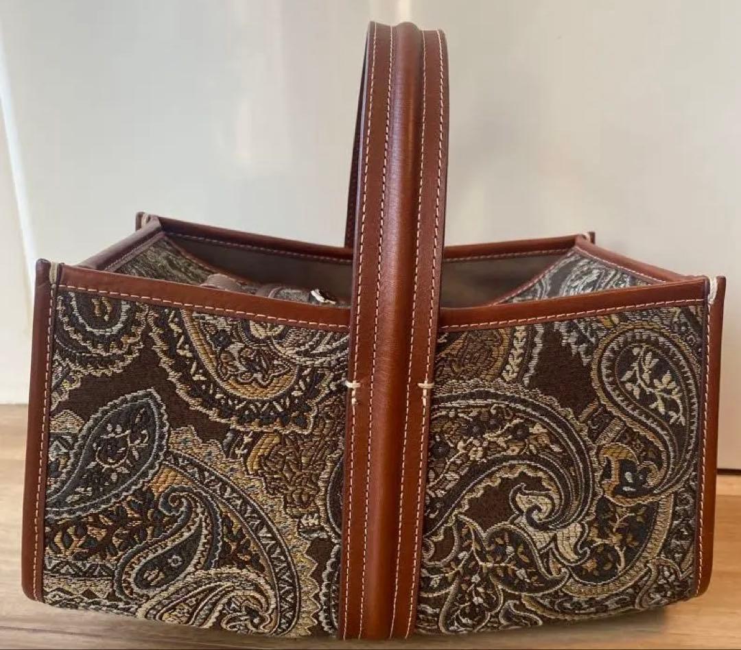 25AW 完売品　A VACATION SEE SAW ペイズリー柄