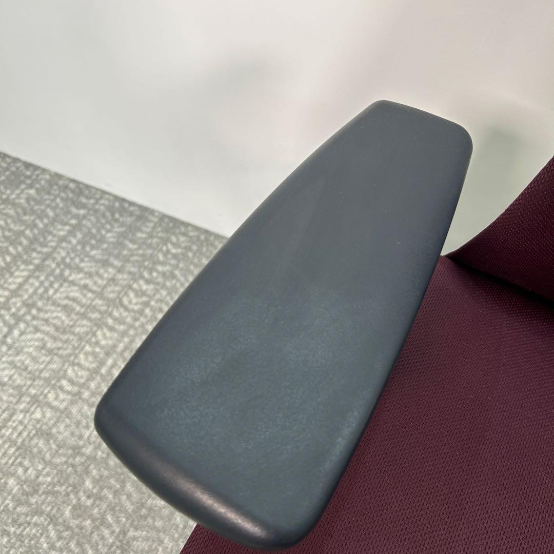 L エンボディチェア ハーマンミラー ホワイト Embody えんじ色系