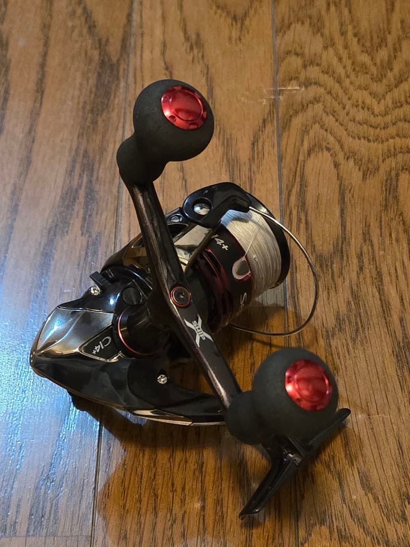 【美品】シマノ 12′セフィアCI4+ C3000HGSDH スピニングリール