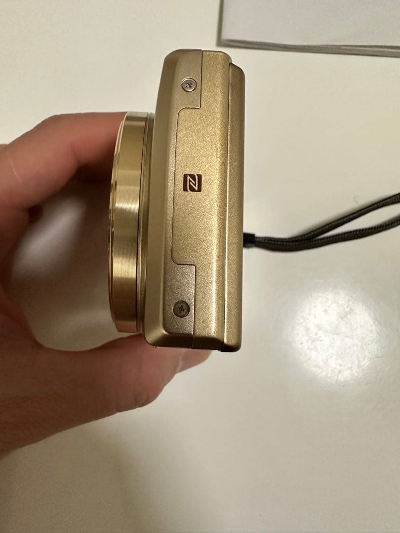 Nikon ニコン　コンパクトデジタルカメ　COOLPIX S7000 美品