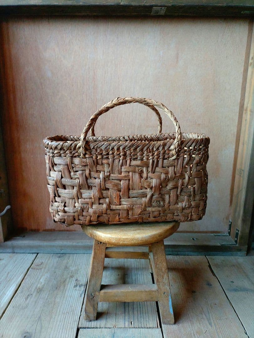 ぱ*ぽ様 信州安曇野の山葡萄かごバック 里山手仕事