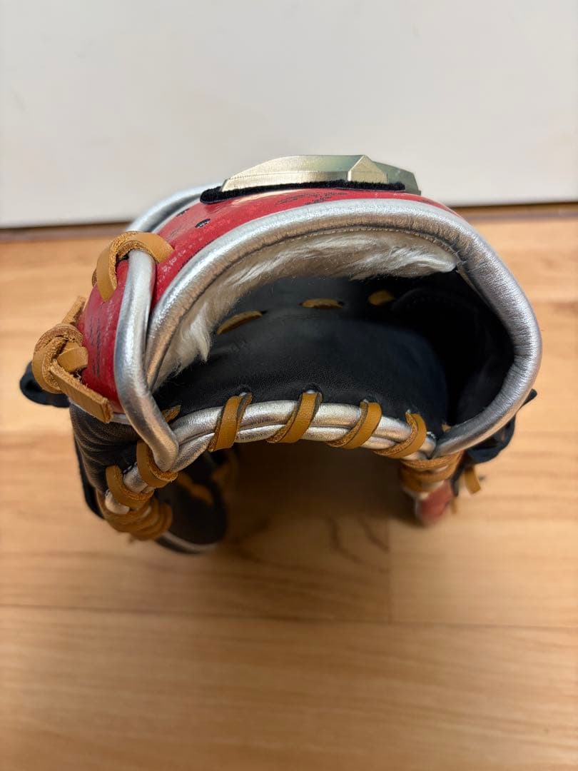 【美品】ミズノ　軟式用　内野手 グローバルエリート 限定モデル　グローブ