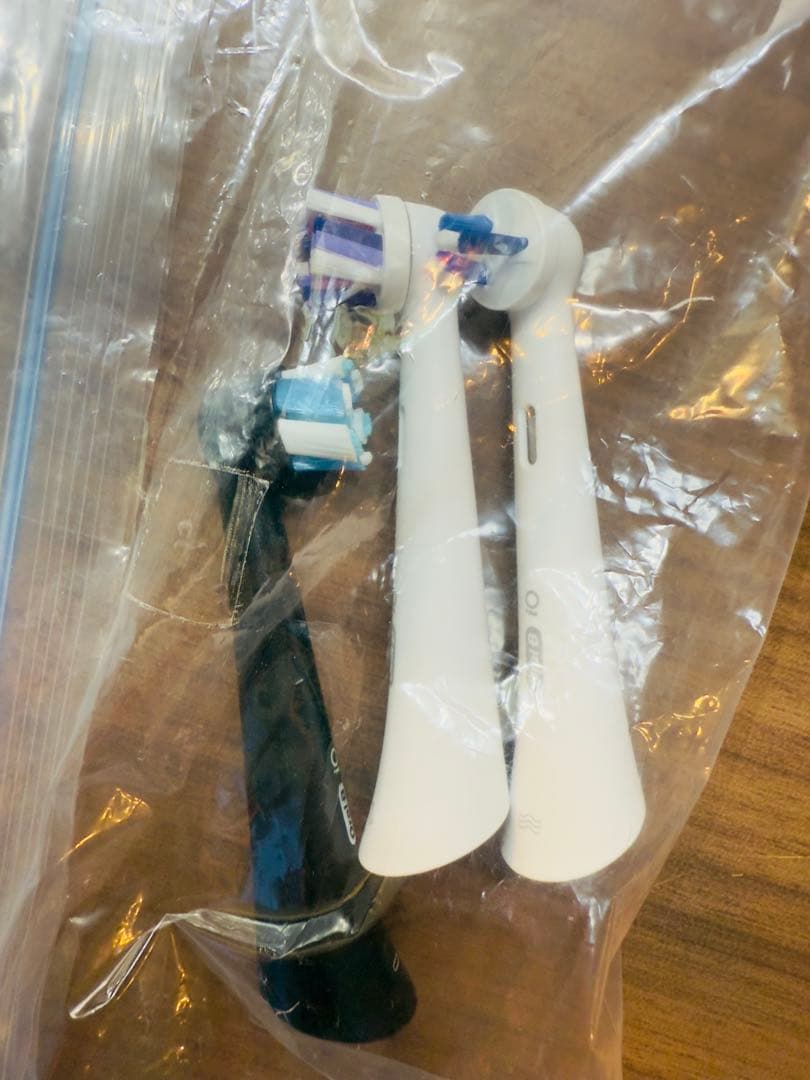 【美品★即日発送】ブラウン 電動歯ブラシ オーラルB iO10コズミックブラック