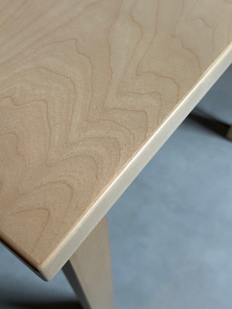 Artek 81C テーブル