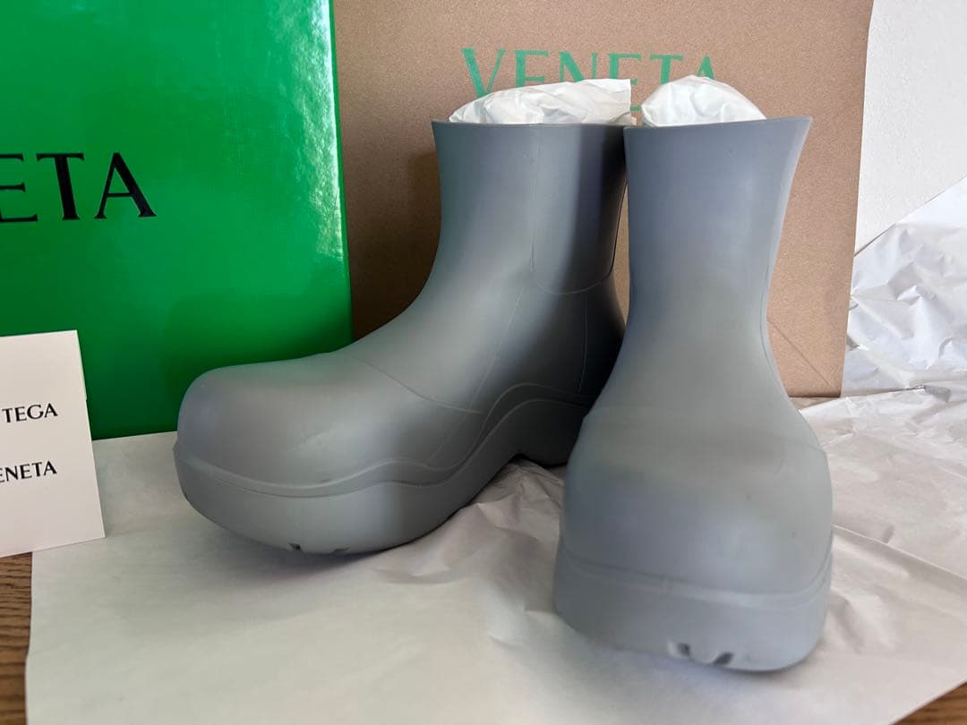 【美品】BOTTEGA VENETA パドル ショートブーツ　37