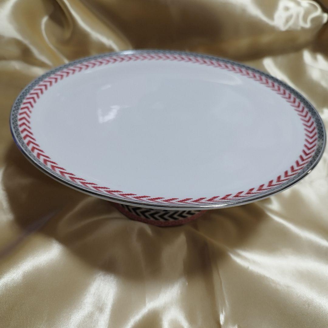 ウェッジウッド　フェスティブ　ケーキスタンド