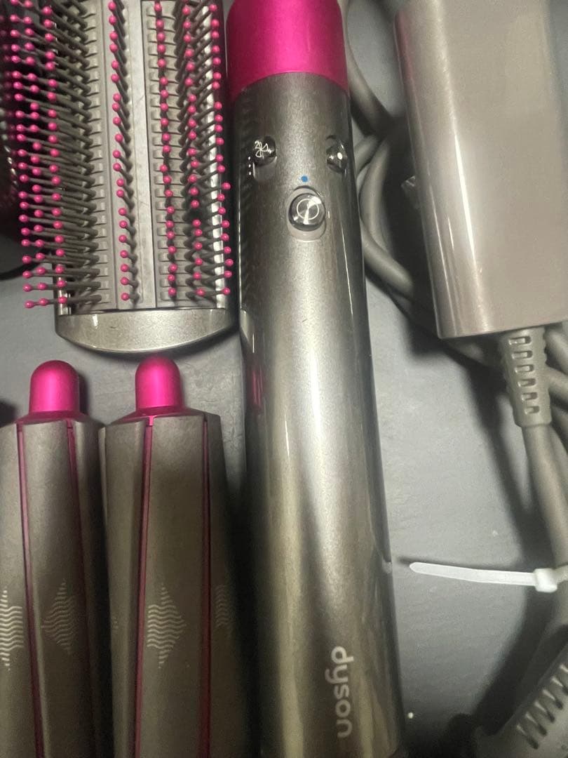 Dyson Airwrap スタイラー Volume+Shape HS01