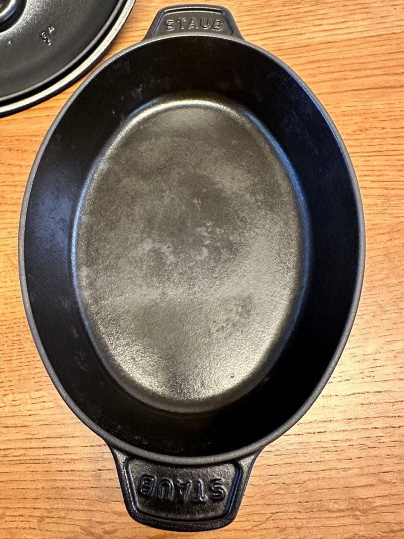 staubオーバルホットプレート　23cm ブラック