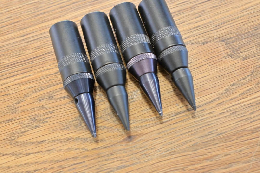 QUADRASPIRE　スパイク　ブラック　19mm 4個